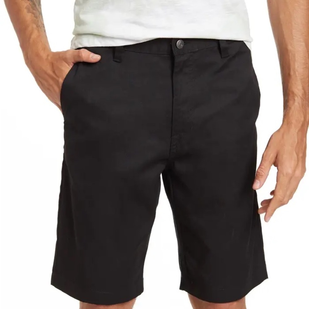 Volcom Monty Stretch Shorts Black (Size-30) Excellent Condition